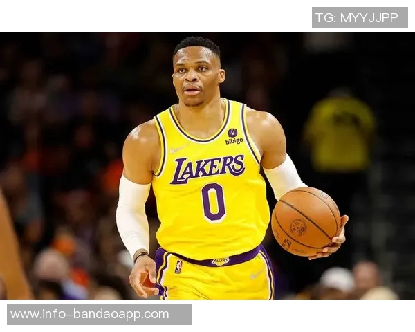 威少湖人时期离谱失误合集曝光FBI或需介入调查其表现 威少湖人时期离谱失误合集曝光FBI或需介入调查其表现