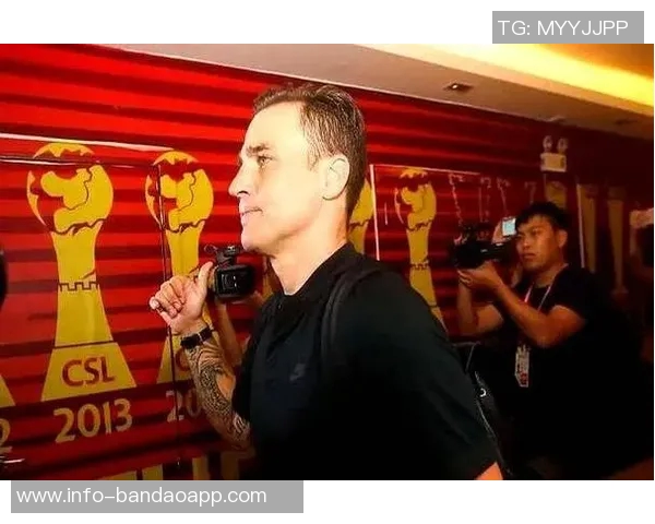 卡纳瓦罗正式成为乌兹别克斯坦国家队主帅带队征战世界杯 卡纳瓦罗正式成为乌兹别克斯坦国家队主帅带队征战世界杯