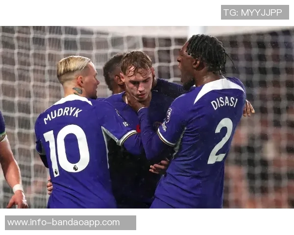 帕尔默庆祝切尔西百场里程碑期待更多精彩表现尽快回归赛场 帕尔默庆祝切尔西百场里程碑期待更多精彩表现尽快回归赛场