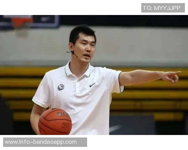 曾令旭分析詹姆斯复出后首发阵容建议替换八村塁 曾令旭分析詹姆斯复出后首发阵容建议替换八村塁