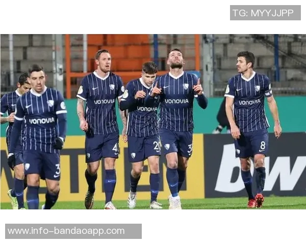 巴黎门将萨福诺夫手骨折仍勇扑四点近期将缺阵比赛