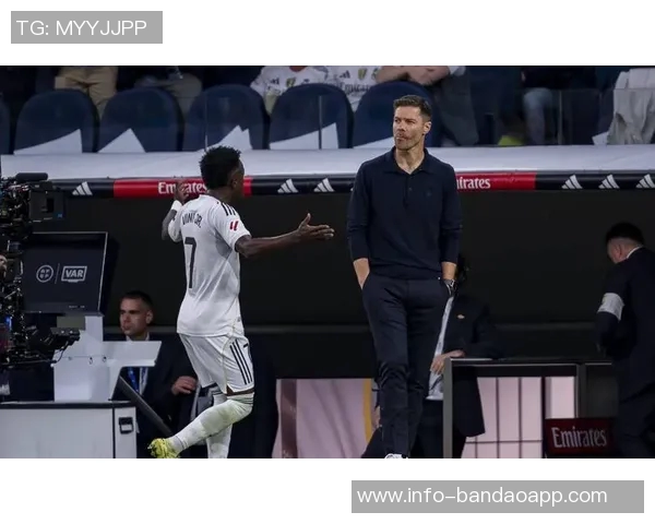 阿韦洛亚成功干预皇马中场组织问题助球队重回正轨